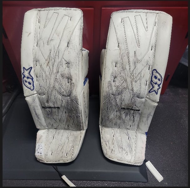 Used 34"+1 Brian's Subzero Goalie Leg Pads