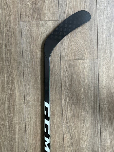 Senior Left Hand P92 Pro Stock Trigger 4 Pro Hockey Stick