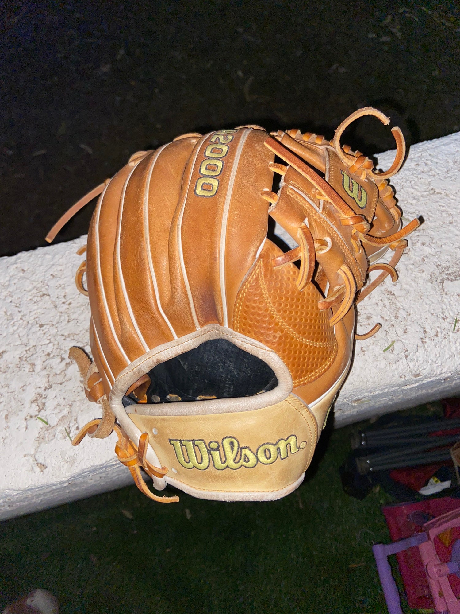 Wilson A2000 Spin Control Series 1787SS 11.75 Infield Glove WBW1004001175  (2022)
