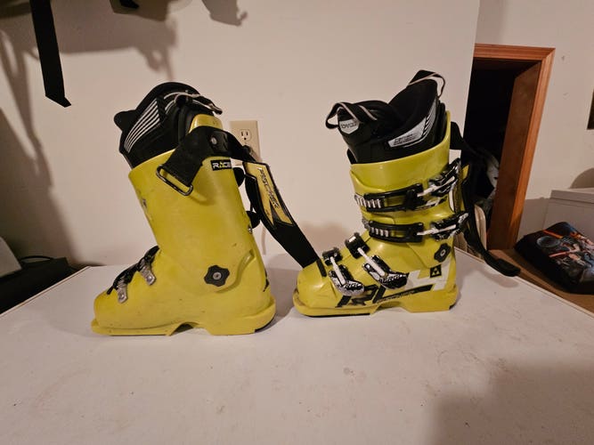 Fischer Ski Boots