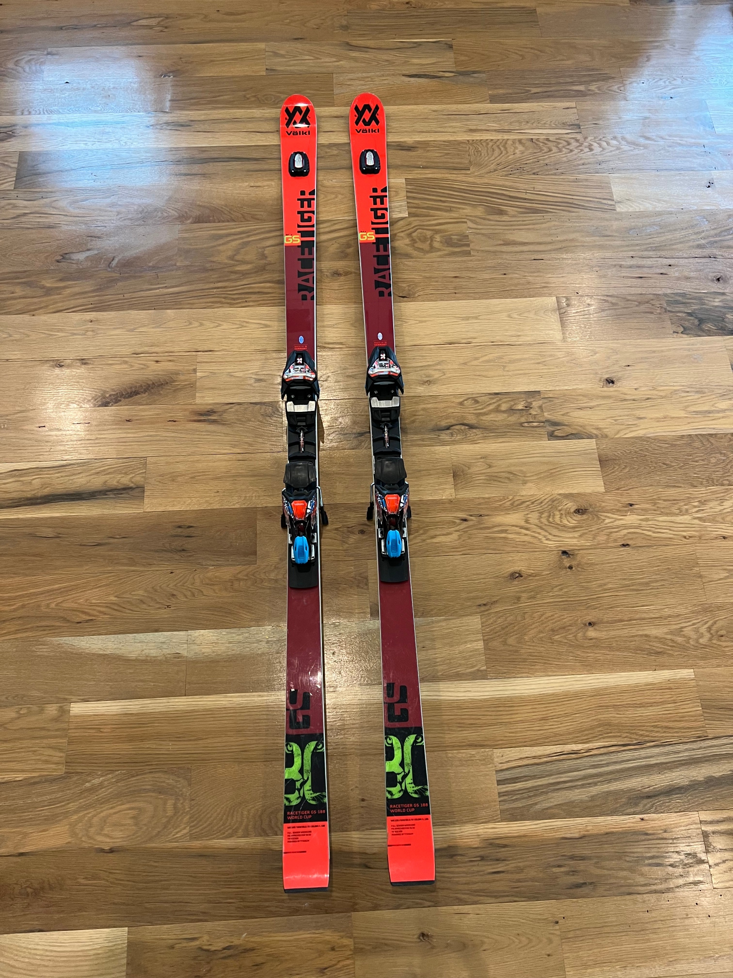 Volkl 188cm Unisex Racetiger GS Skis With Bindings
