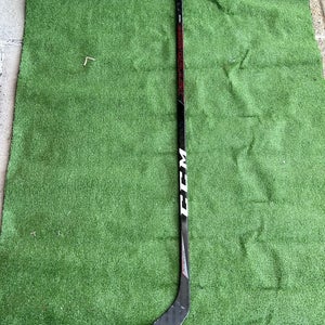 Used Intermediate Bauer Vapor Team Right Hockey Stick P28