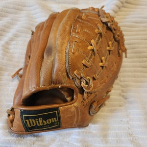 Wilson Right Hand Throw Famous Player Gaylord Perry A 2625 Baseball Glove 11" Vintage