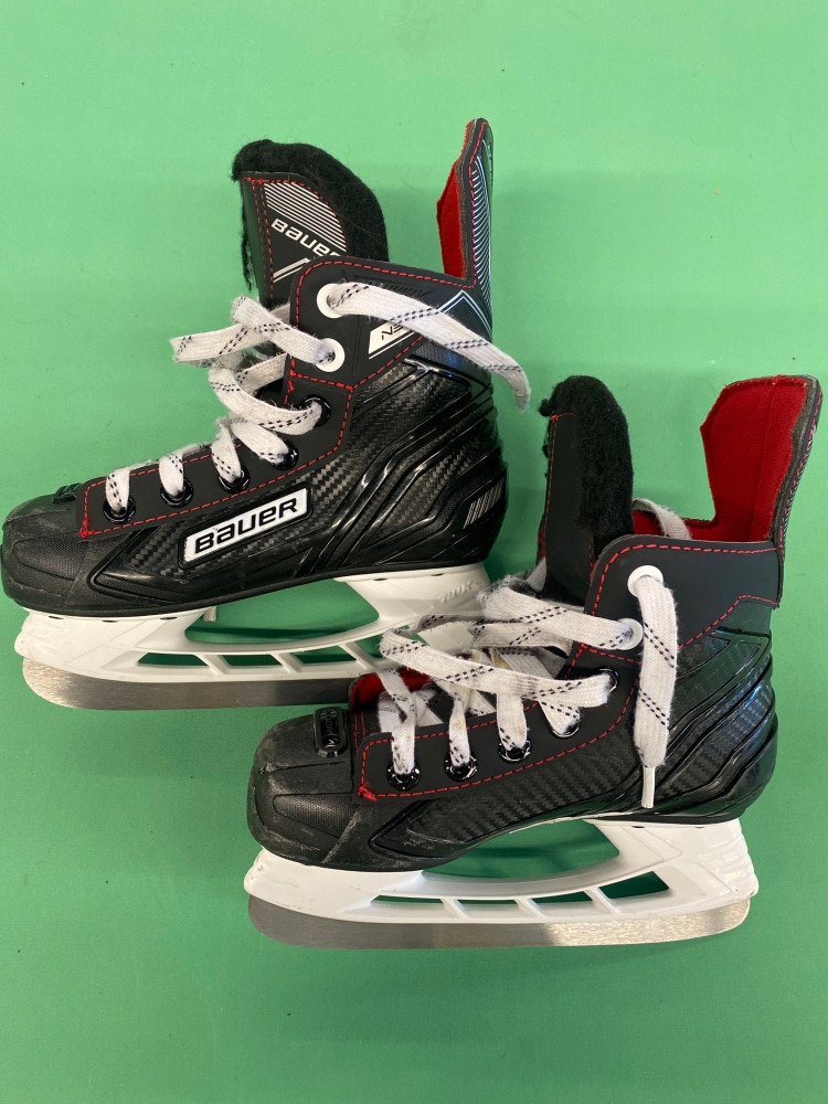 Used Youth Bauer NS Hockey Skates (Regular) - Size: 12.0