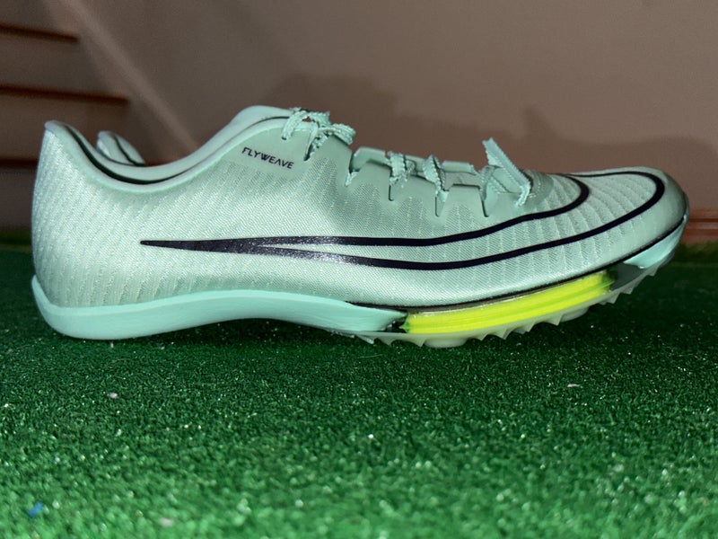 Men's Size 11.5 Nike Air Zoom Maxfly Shoes