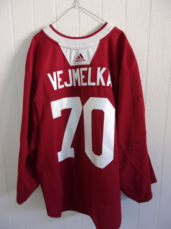 ARIZONA COYOTES Karel Vejmelka red #70 goalie-cut (size 60 G) practice jersey (Kachina logo)