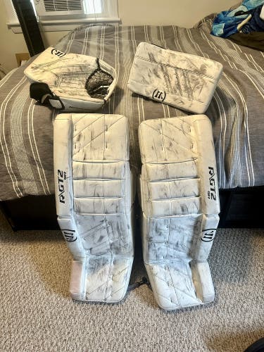 Warrior Ritual GT2 Pro Goalie Pads 33” + 1.5”