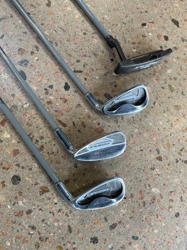 Used Junior Wilson Profile Right Clubs (6 Clubs) Junior Flex