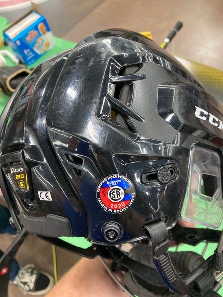 CCM Tacks 210 Helmet | Small