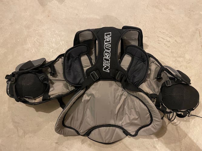 Used Large Vaughn Velocity V9 Goalie Chest Protector