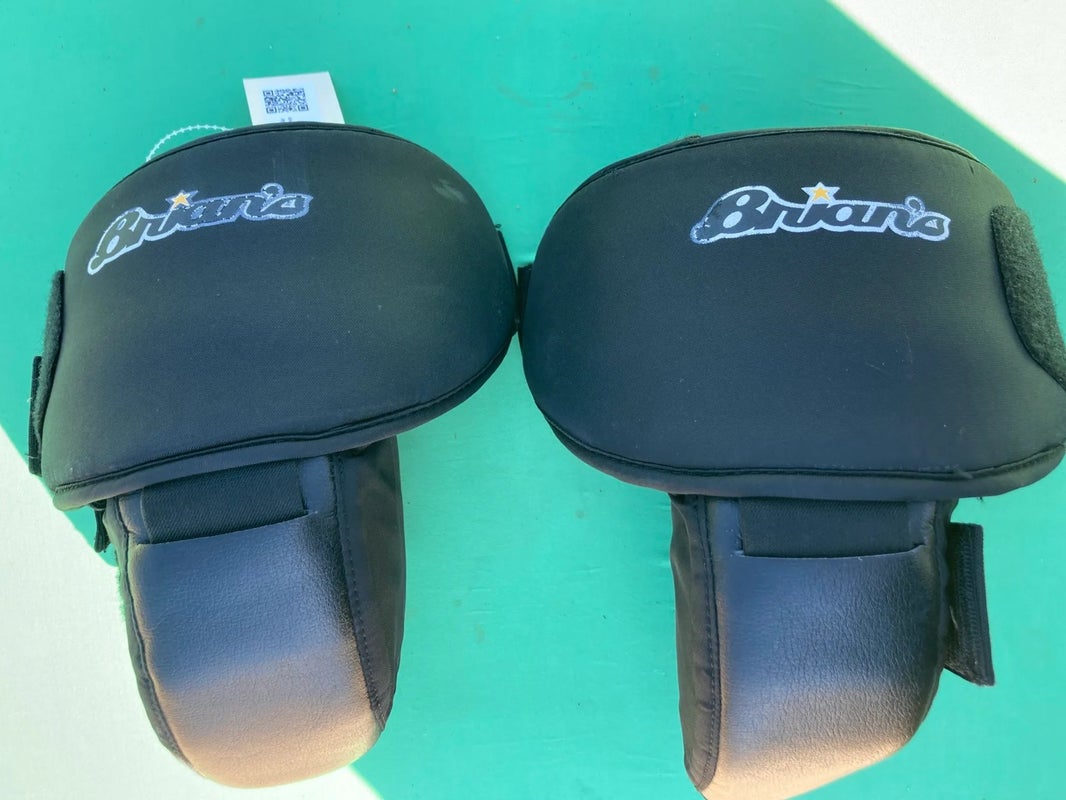 Used Brian's Goalie Knee Guards