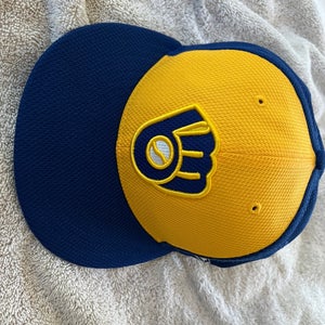 Milwaukee Brewers authentic fitted hat size 7 1/8