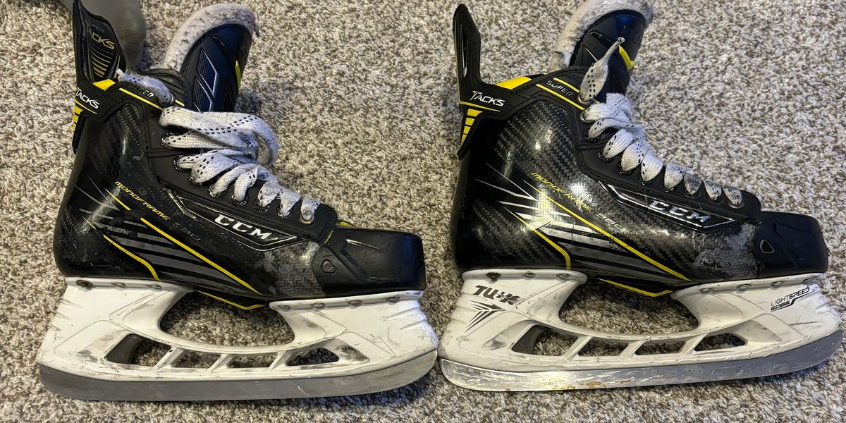 Used CCM Pro Stock Size 6.5 Super Tacks Hockey Skates