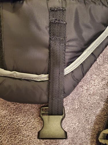 Used Large/Extra Large Bauer GSX Goalie Chest Protector