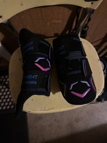 Evoshield elbow and leg guard autism speaks