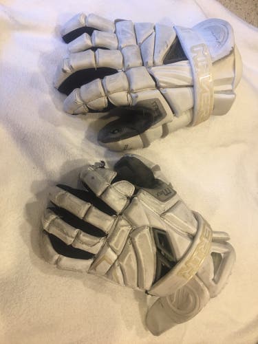 Maverick max GOALIE gloves 13”