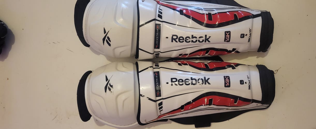 Used Reebok 14K Shin Pads
