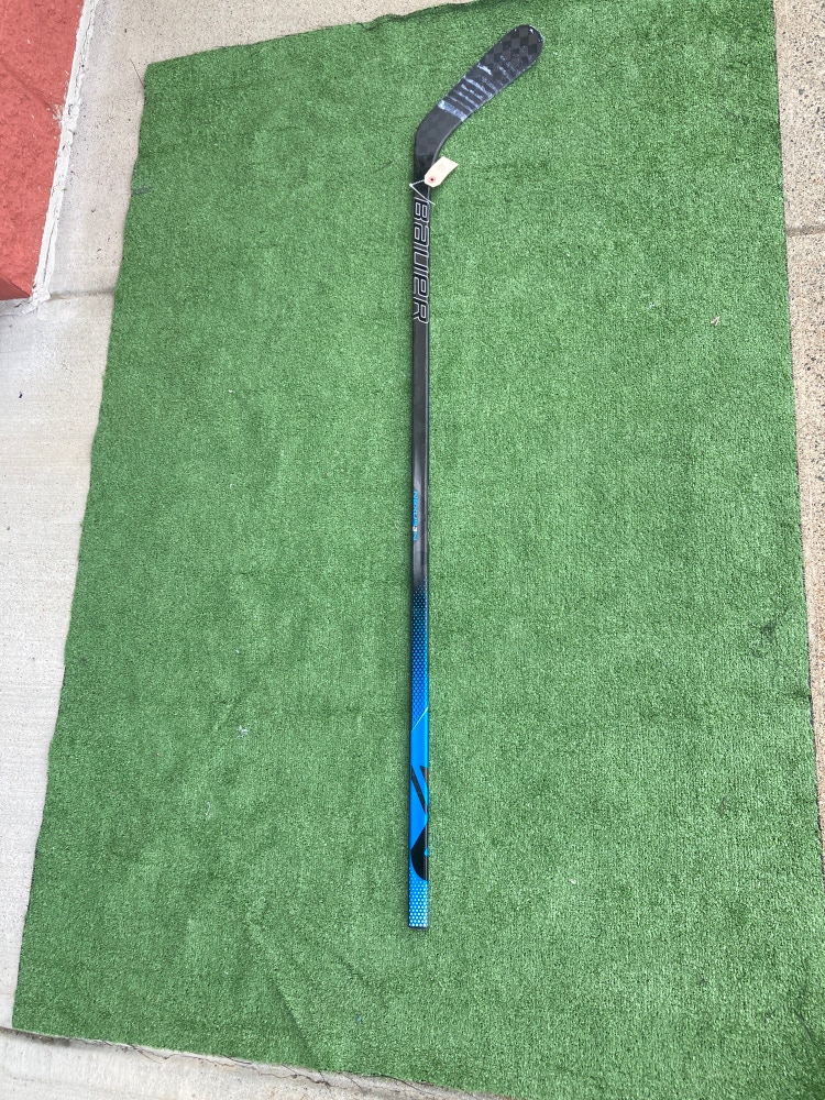 Used Intermediate Bauer Nexus 3N Right Hockey Stick P92