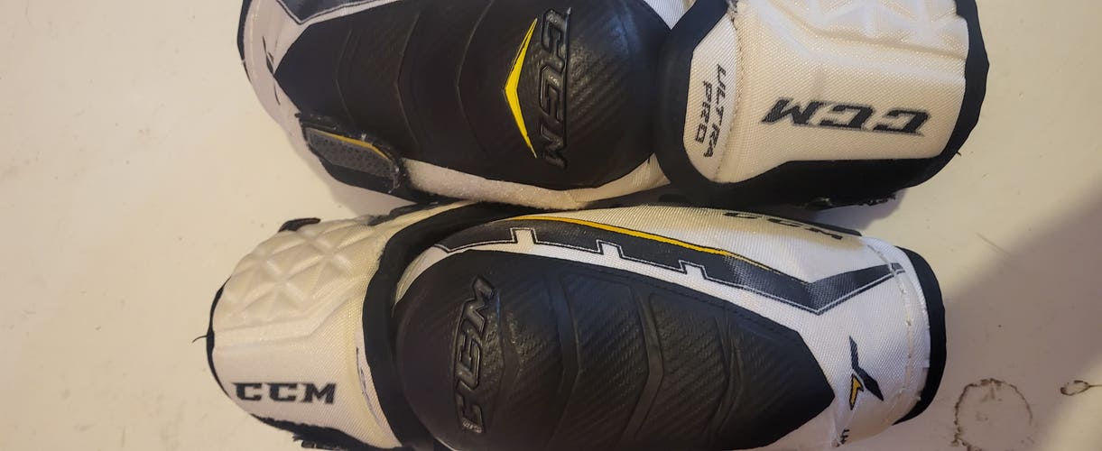 Used Large CCM Tacks Elbow Pads