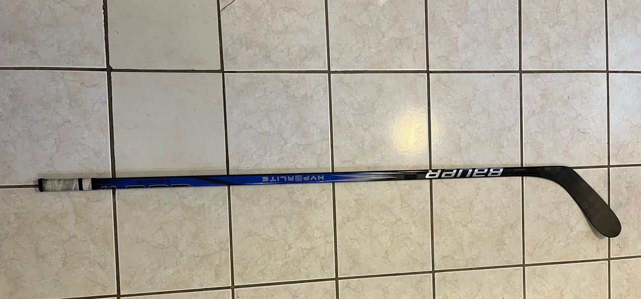 Senior Right Handed P28 Pro Stock Vapor Hyperlite 2 Hockey Stick