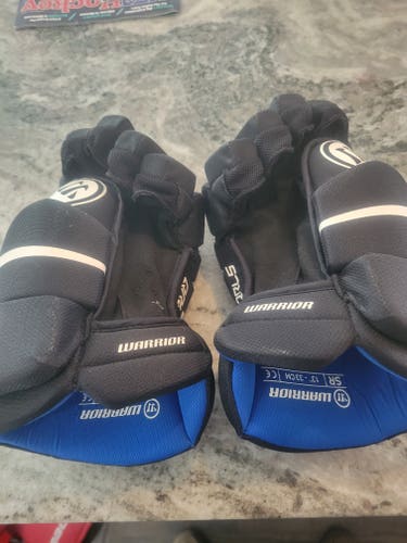 Used Warrior Covert QRL5 Gloves 13"