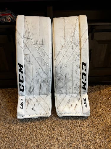 32" CCM Axis 1.9 Goalie Leg Pads