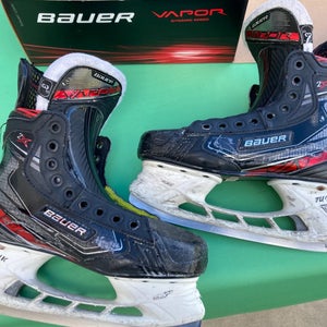 Junior Used Bauer Vapor 2X Hockey Skates D&R (Regular) 3.0
