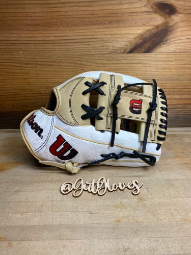 New Infield 12" Wilson A2000 Softball Glove