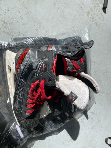 Bauer Vapor 2X Hockey Skates Size 5.5