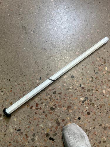 Used Warrior Burn XP Carbon Shaft
