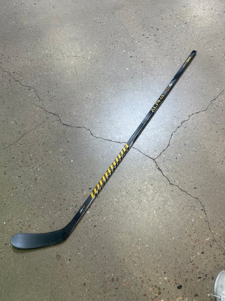 Used Senior Warrior Alpha DX4 Right Hockey Stick W28