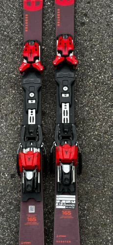 Atomic Redster SL 165 cm Skis and binding