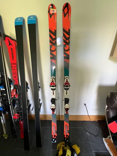 Volkl Unisex 188 cm Racing World Cup Skis