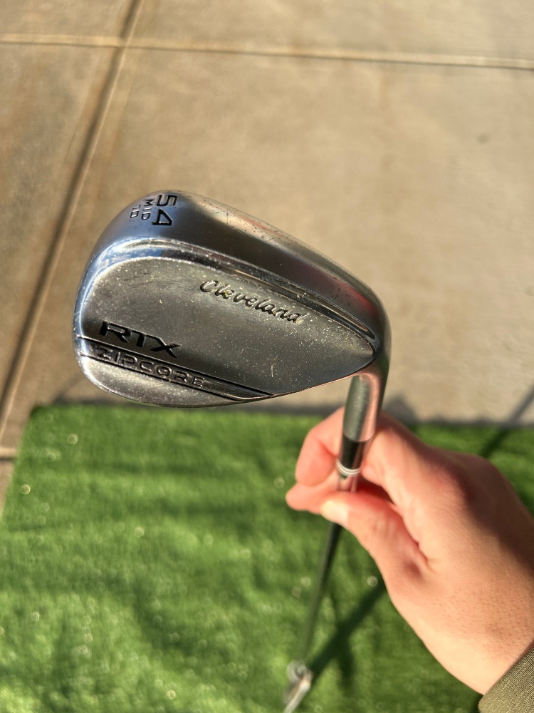 Used Men's Cleveland RTX Zipcore Right Handed Steel Shaft 54 Degree Wedge