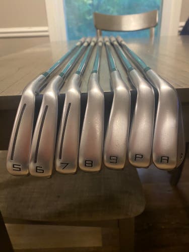 Used Right Handed Stiff Flex Steel Shaft P790 Iron Set