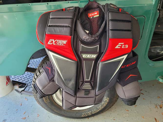 Used Large CCM Extreme Flex Shield E2.9 Goalie Chest Protector