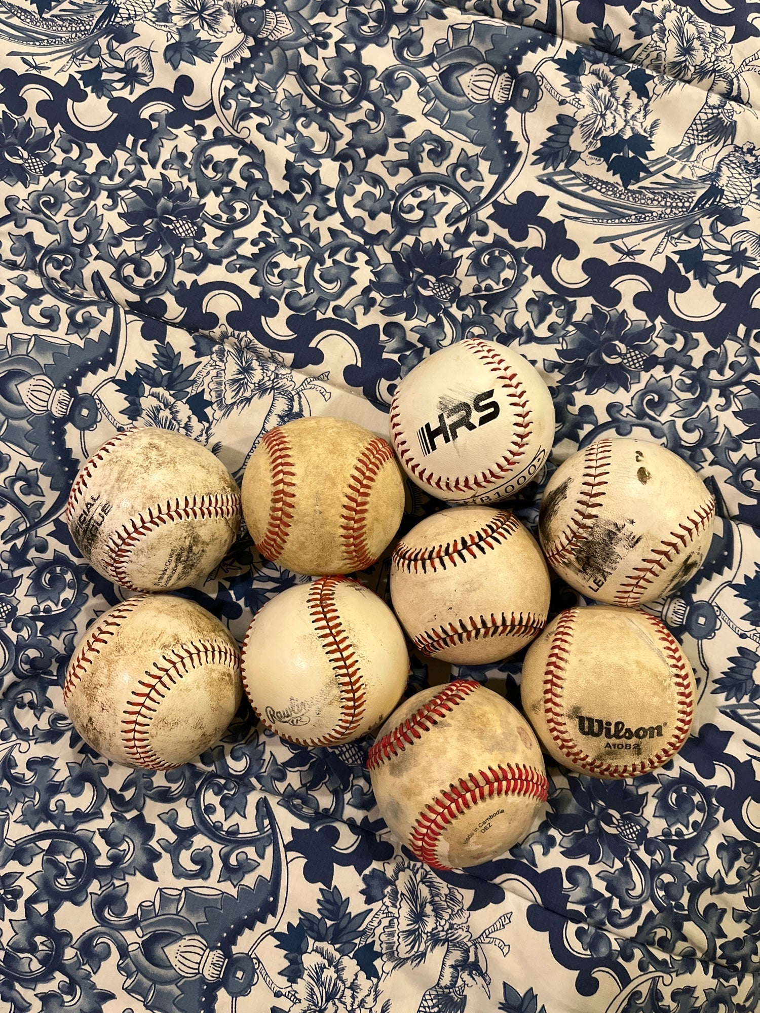 4 Baseballs- 2 Rawlings Official League One Nike-One no name