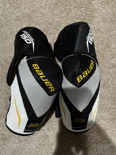 Medium Bauer Supreme 150 Elbow Pads