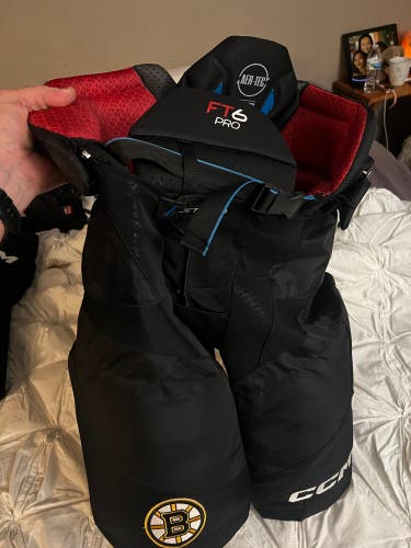 Senior Large CCM  Jetspeed FT6 Pro Hockey Pants