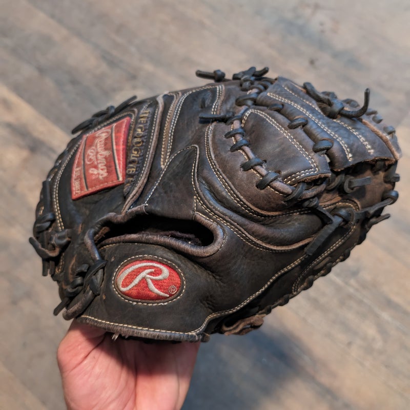 Another beautiful pickup is this Rawlings pro preferred JT Realmuto 34”  catchers mitt! What do you think of it? Its not for sale so please…