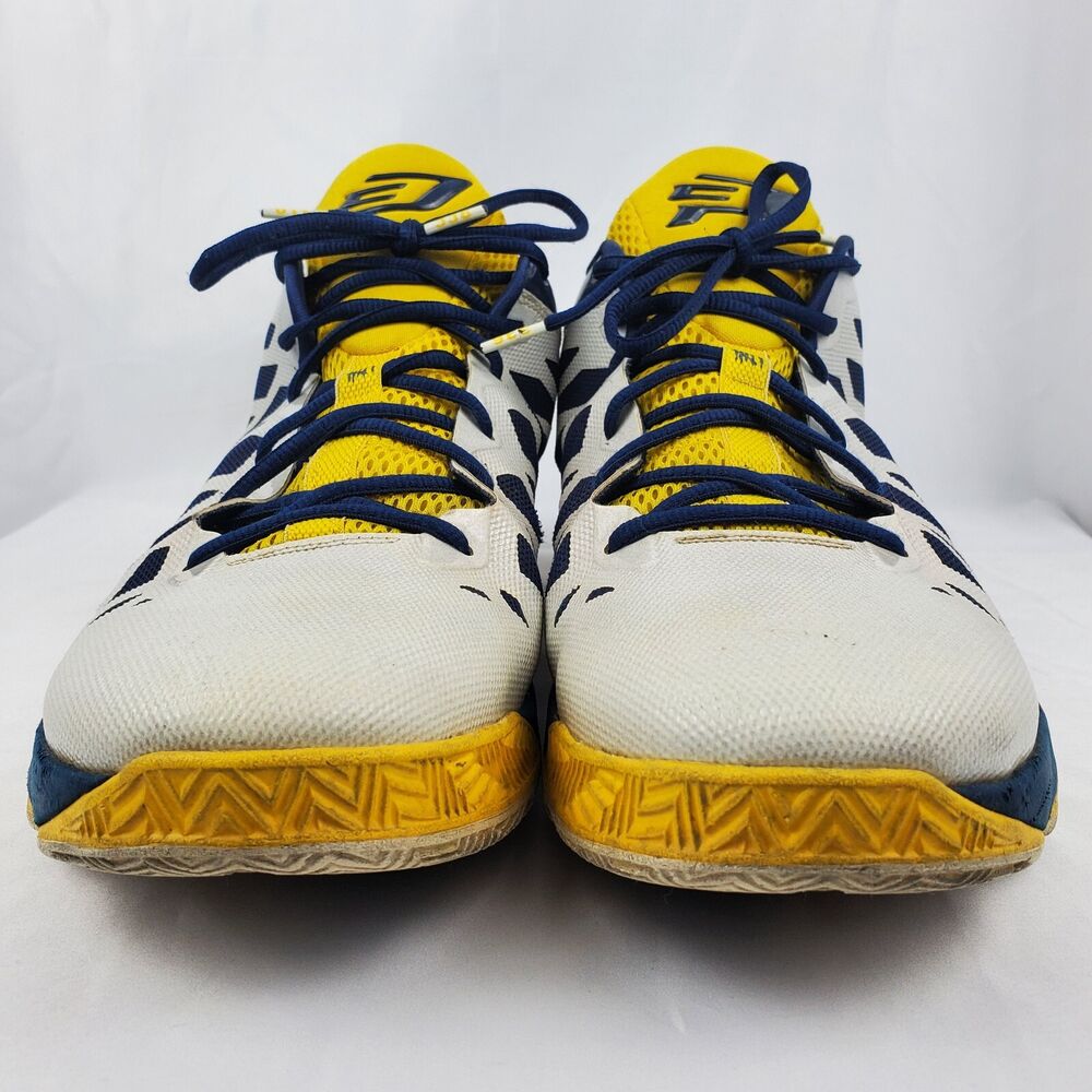 Adidas NCAA D.O.N. Issue 7 GCDS PE Sample Unreleased KK1078  display picture 3