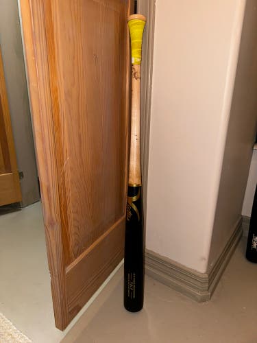 Used Victus (-3) 30.5 oz 33.5" TA7 Bat