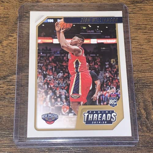 Zion Williamson New Orleans Pelicans 2019-20 Panini Chronicles Threads Rookie