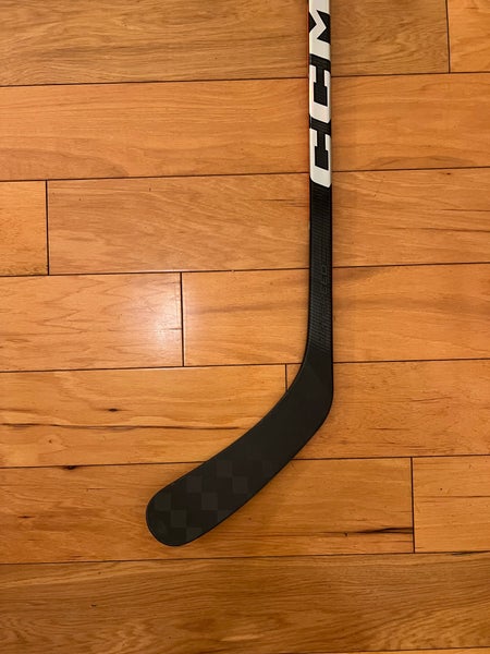 New CCM JetSpeed FT6 Pro (Chrome) Hockey Stick P29/70 Flex/Right Handed
