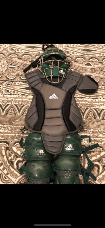 Team Issued Catchers Gear Set - Nike Black - 2022 Season