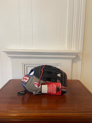 NWT Limited 12.75" Heart of the Hide