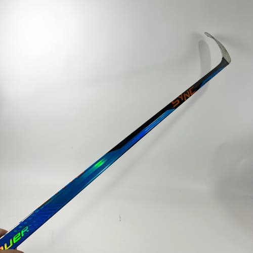 Repaired Right Handed Bauer Nexus Sync | 65 Flex | p28 Curve | Grip | #Q262