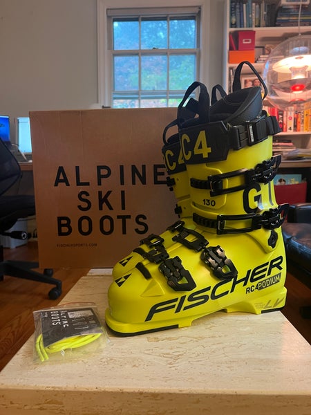 Mint In Box - FISCHER RC4 Podium GT 130 Vacuum Alpine Ski Boots Yellow 27.5