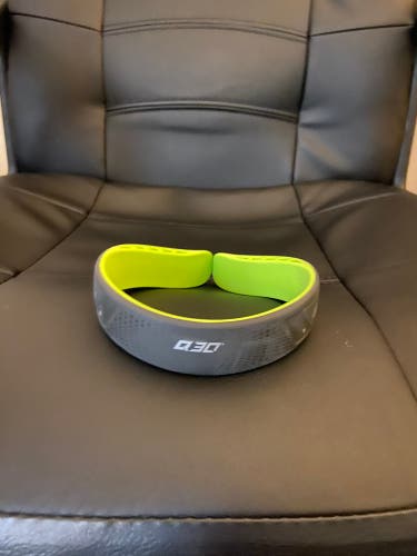 Q-Collar Neckwear Size 14