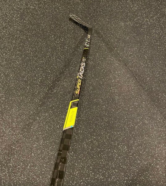 Senior Left Hand P29 Super Tacks AS3 Pro Hockey Stick